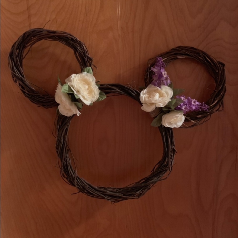 Minnie Mouse wreath